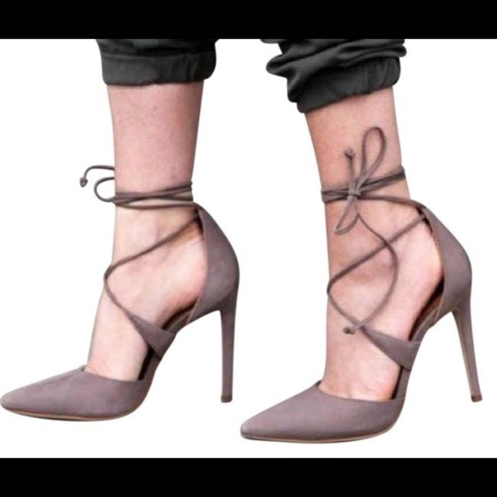 STEVE MADDAM Tan Ankle Wrap Heels 🤎